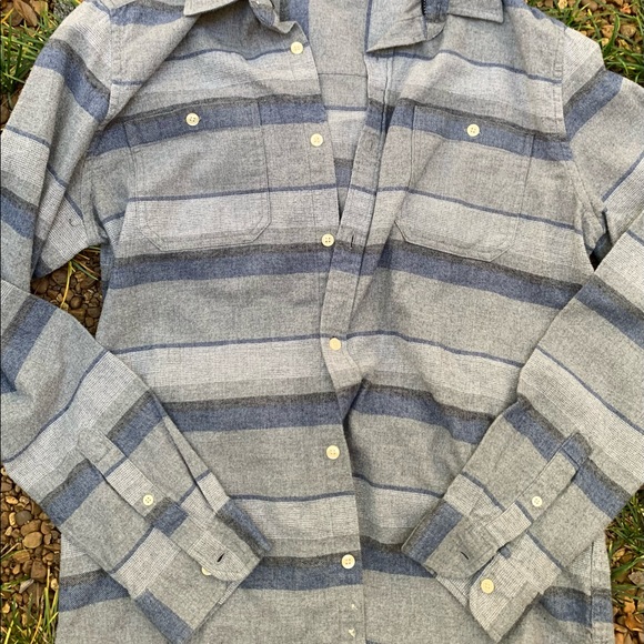 Cape Juby Other - Cape Juby Shirt size Medium Button up long sleeve